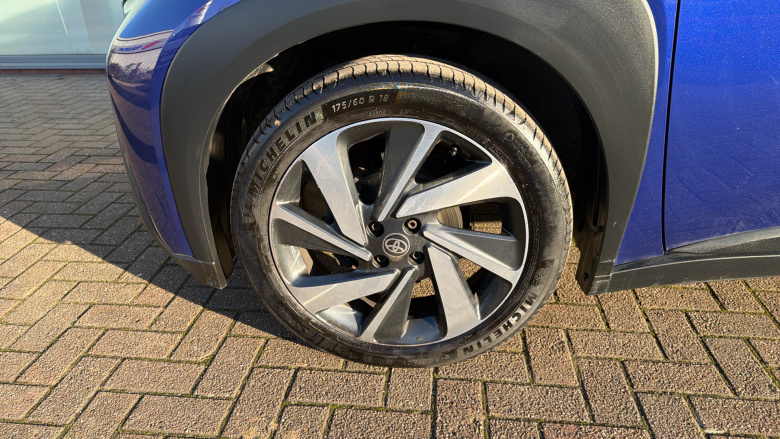 Toyota Aygo X 1.0 VVT-i Edge 5dr Auto Petrol Hatchback